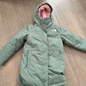 Girls medium North Face Dryvent 600 parka
